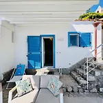 Yourhome - White House Gio *