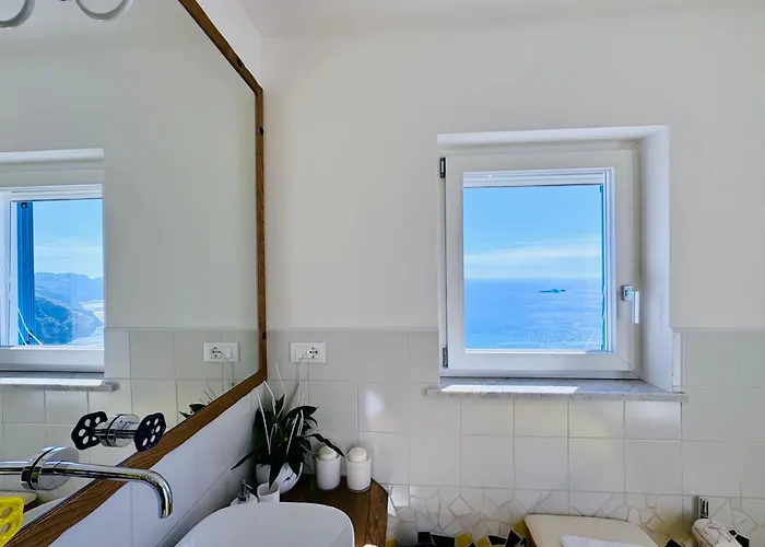 Yourhome - White House Giò Casa vacanze *